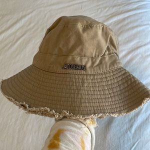 Jacquemus Bucket Hat